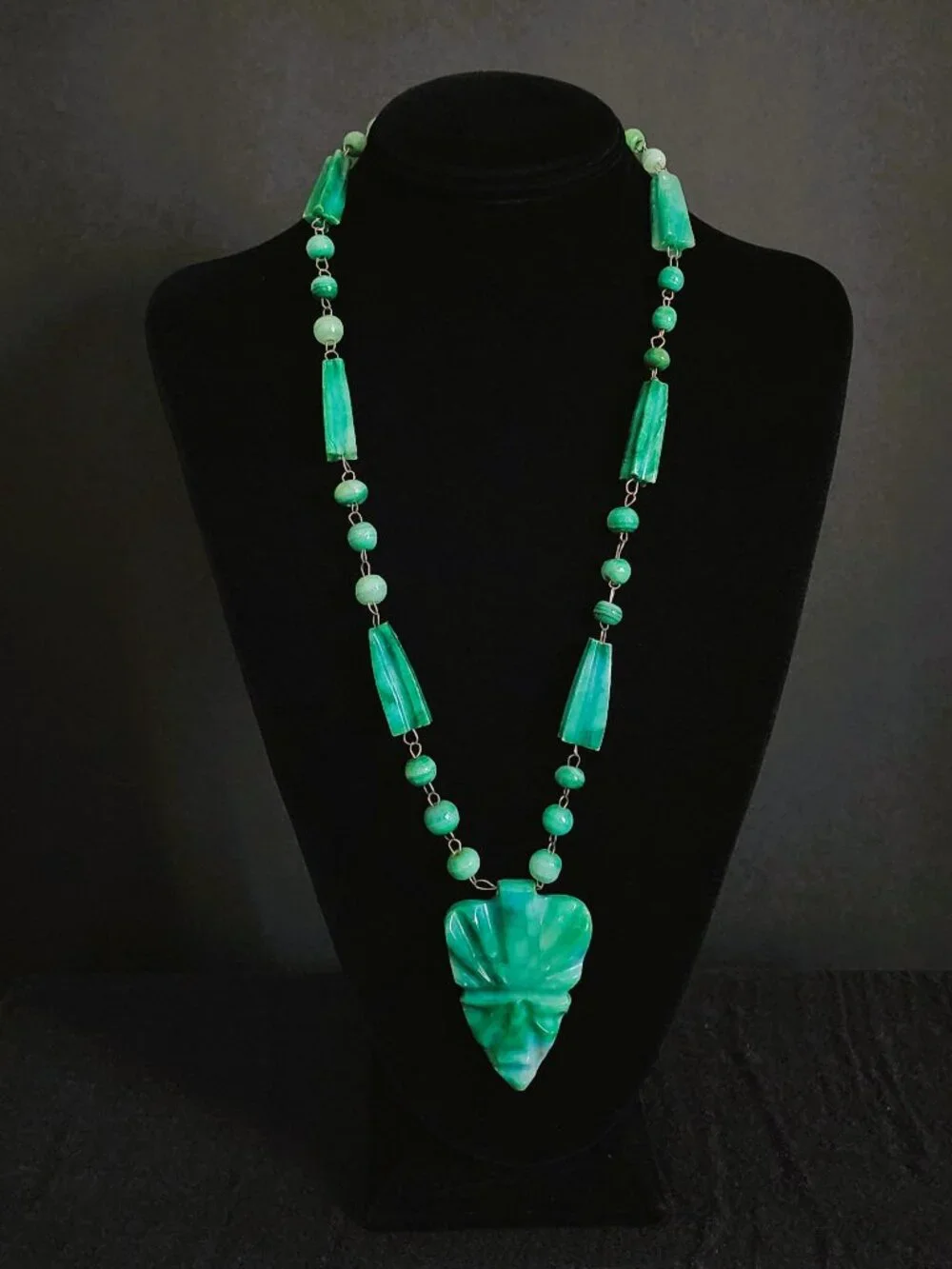 VTG 1950s Mid Century Mexican Green Onyx Aztec Warrior Mask Necklace 24”